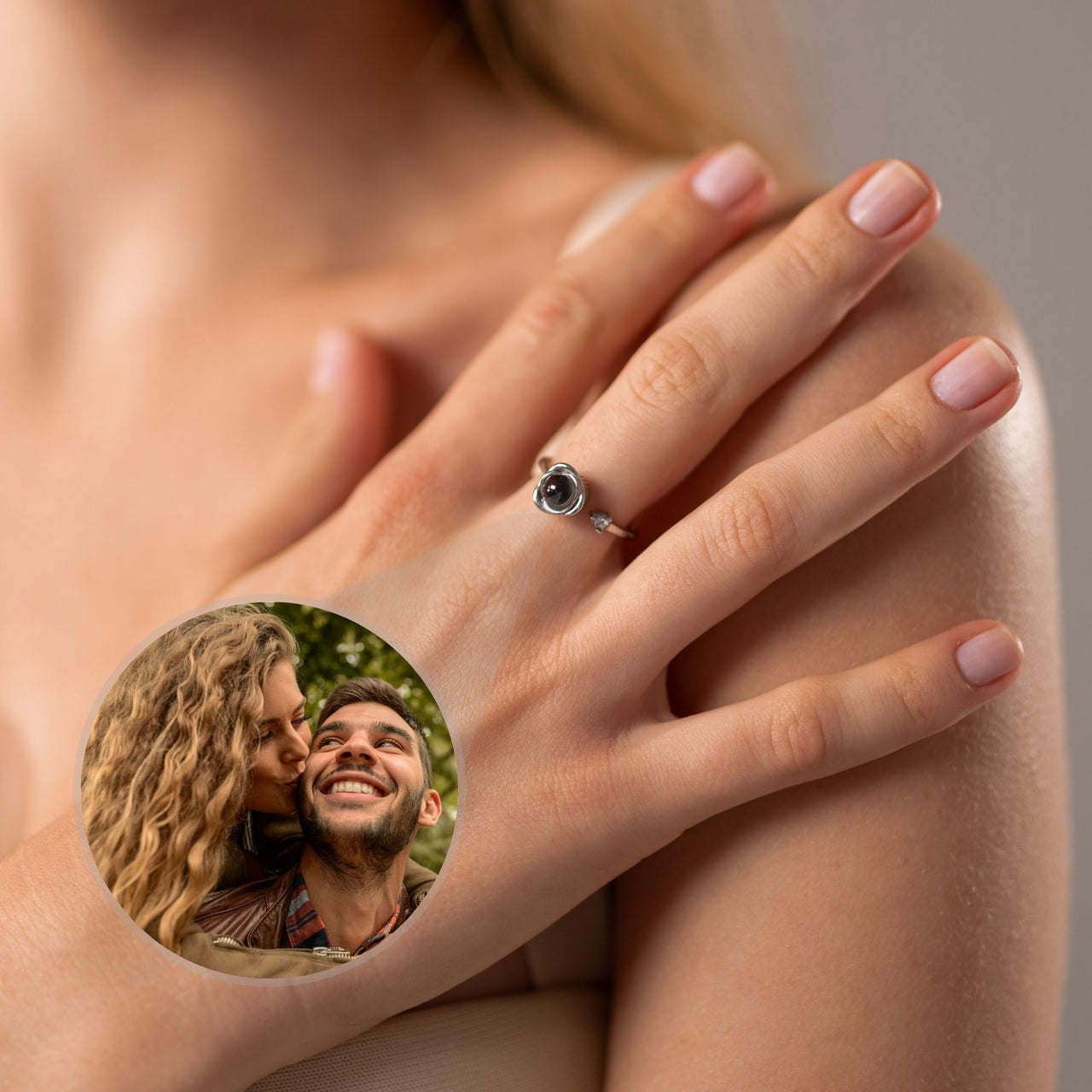 Adjustable Photo Ring