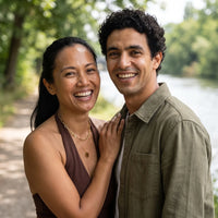 Thumbnail for Paperclip necklace — worn by a couple, gold | SKU: le-tendance-g
